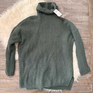 Abercrombie & Fitch Teal Turtleneck Sweater NWT